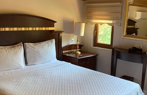 Adrasan Bed & Breakfast | Relax at Adrasan La Casita Boutique Hotel with Pool & Dining