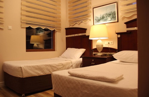 Adrasan Bed & Breakfast | Relax at Adrasan La Casita Boutique Hotel with Pool & Dining