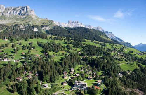 Braunwald Hotel | Adrenalin Backpackers Hotel