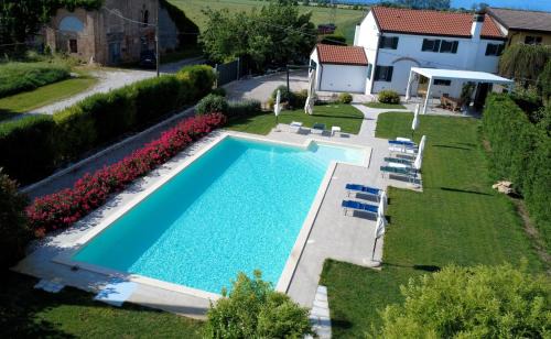 Adria House | Cozy Adria bnb: Oceanfront Stay with Pool and Spa Access
