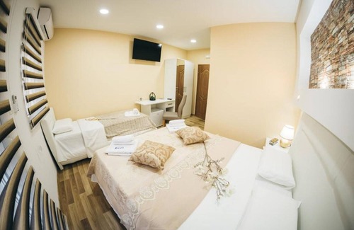 Trn House | Relax at Adria Centar Koćuša: Triple Room with Pool View