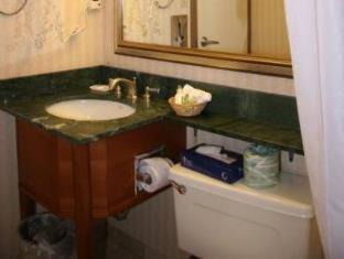 Queens Hotel | Discover Adria Hotel: Family-Friendly with Great Amenities