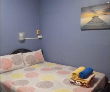 Tha Thaewawong Bed & Breakfast | Adrian View Resort: Family-Friendly with Ocean Views