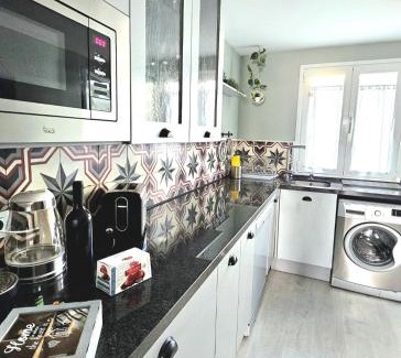 Valladolid City Centre Apartment | AdriVA Fuente Dorada: Ideal Family Stay Near Plaza Mayor