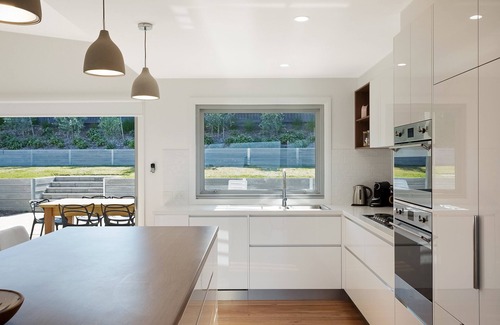 Merimbula Cabin | Pet-Friendly Retreat at ADS on Collins - Family Friendly Stay
