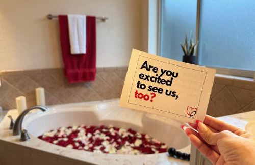 Killeen House | Adult-only Kink Suite Jacuzzi Spa King Bed