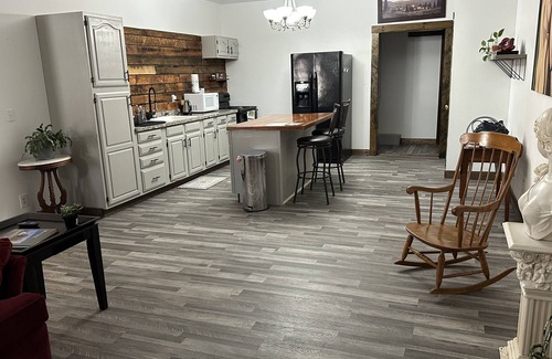 South Paris Apartment | Adult Themed Getaway Near Ski Mountains and Oxford Casino