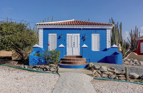 Santa Cruz House | Experience Nature at Kini Kini Casita with Refreshing Pool