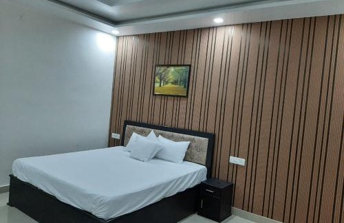 Civil Lines House | Budget-Friendly Stay at Advantage Inn with Family Amenities