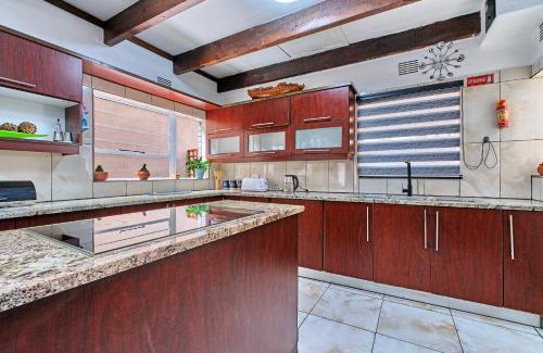 Woodmead Apartment | Advas Place - Grand 5