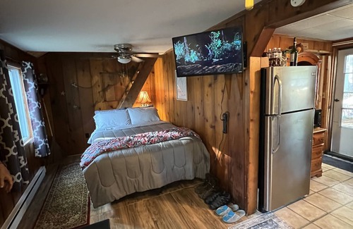 West Branch Cottage | Explore Clear Lake Cabin: Ideal Retreat for ORV Lovers!