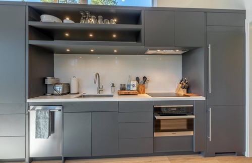 Truckee Cabin | Adventure Cabin 65: Family-Friendly Getaway with Kitchen Access