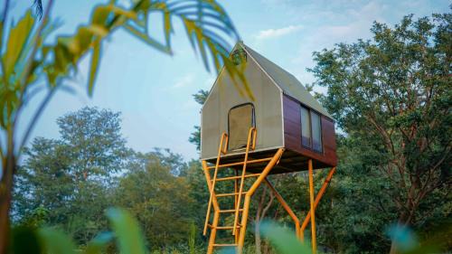 Supa House | Relax at Adventure Inn Dandeli with Pool and Spa Amenities