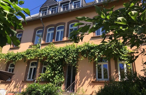 Gondershausen Apartment | Discover Adventure and Relaxation with Ocean View & Spa