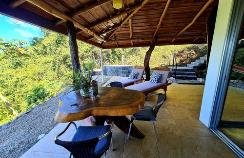 Ostional Apartment | Discover Adventure22: Nature Retreat with Pet-Friendly Amenities