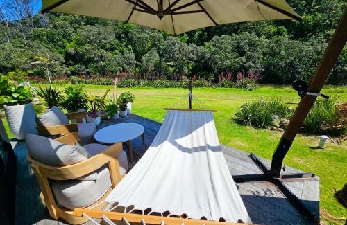 Hot Water Beach House | Unforgettable Ocean View Escape at Adventurer's Chest