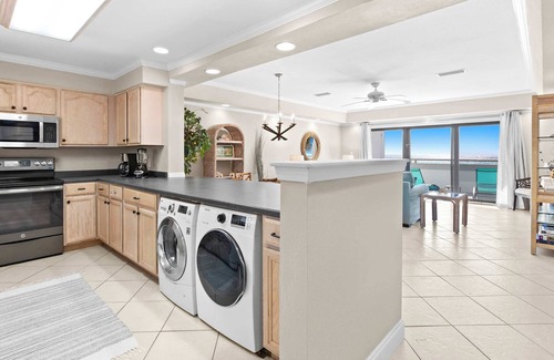 Holiday Isle Condo | Aegean 220 - Gulf front - stunning Gulf views
