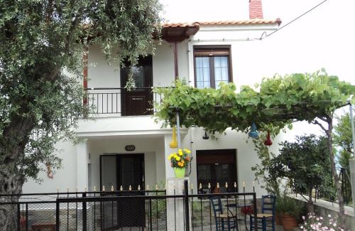 Skala Kallirachis House | Beautiful Aegean Balcony: Oceanfront Retreat with 10/10 Rating