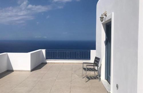 Kato Aprovatou Apartment | Discover Aegean Mirror, Andros - Guest Rated 9.5/10