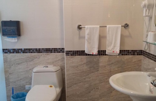 Zhiben Bed & Breakfast | Pet-Friendly Aegean Sea Baoli B&B with Family Amenities