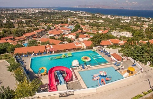 Paradisi Hotel | Discover Aegean View Aqua Resort: Pet-Friendly & Relaxing