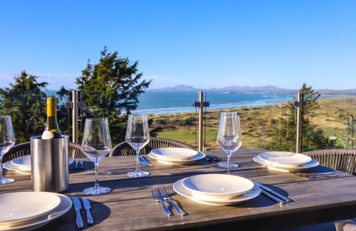 Harlech House | Aelfor