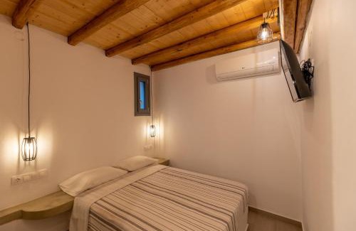 Serifos House | Discover Aelia House Serifos: Family-Friendly Getaway
