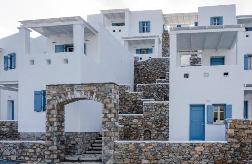 Aegiali Apartment | Oceanfront Aelia Studios: Rated 9.3/10 for Families