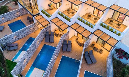 Istron Apartment | Oceanfront Aelia Suites with Breakfast & 9.6/10 Rating