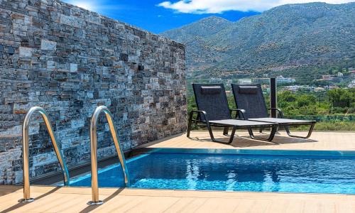 Istron Apartment | Oceanfront Aelia Suites with Breakfast & 9.6/10 Rating