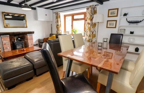 Oswestry House | Aelybryn