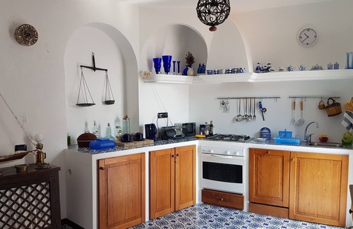 Canneto Apartment | Exceptional Calandra Holiday Home in Lipari with Spa & Pool