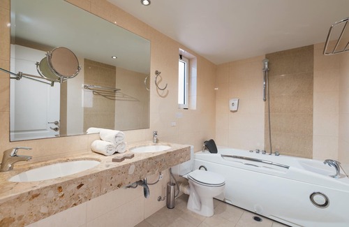 Eresos-Antissa Hotel | Discover Aeolian Village Beach Resort – 4-Star Retreat Awaits