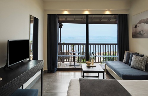 Dafnata Resort | Relax at Aeolos Beach Resort with Ocean Views & Spa