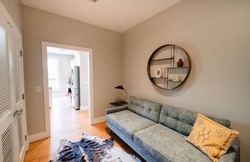 Martindale Apartment | AeroDynamic 2Br/2Ba with Office & Balcony