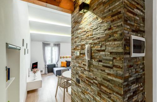 Busto Arsizio Apartment | Aeroporto Milano-Marpensa Loft a 12 min & Self Chek-in