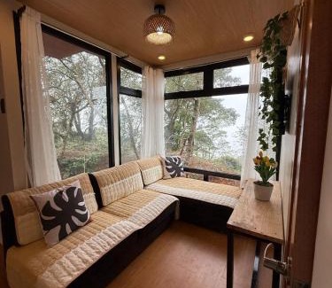 Tuba Apartment | Aesthetic Chalet- 1 Loft Bedroom