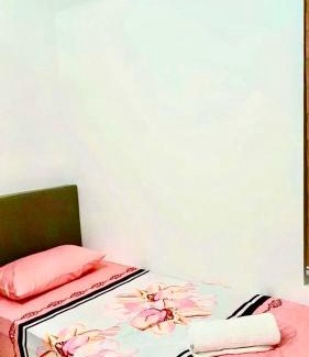 Kota Warisan Apartment | Cozy AF Homestay 3BR: Free Wifi & Netflix Near KLIA
