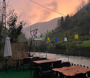 Ayder Resort | Idyllic Afara Bungalows Otel & Cafe with Oceanfront Views
