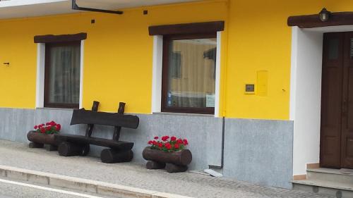 Perosa Argentina House | Pet-Friendly Retreat at Affitta Camere La Dolce Sosta