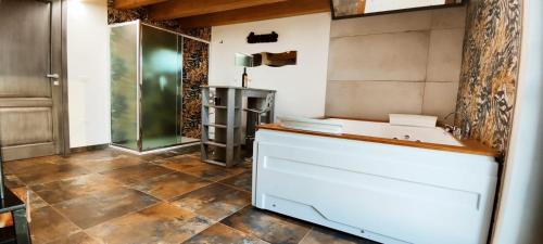 Ploaghe House | Top-Rated Stay at Affittacamere Arrogànte with Hot Tub