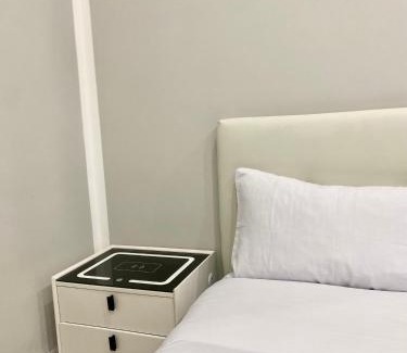 Palermo House | Relaxing Stay at Affittacamere BM with Hot Tub Access