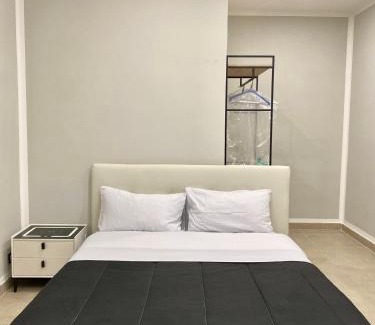 Palermo House | Relaxing Stay at Affittacamere BM with Hot Tub Access