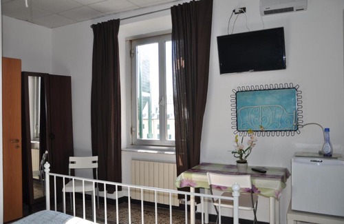 Foce House | Pet-Friendly Affittacamere Buenos Ayres – Family Approved Stay