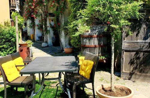 Losone House | Pet-Friendly Retreat at Affittacamere Casa Archi, Rated 9.1