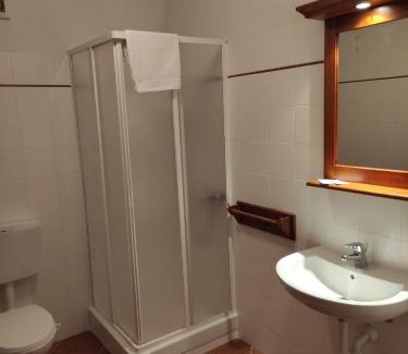 Cartignano House | Pet-Friendly Getaway at Affittacamere “Del Ponte”