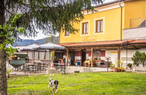 Brugnato House | Oceanfront Relaxation at Affittacamere Dell'Autista