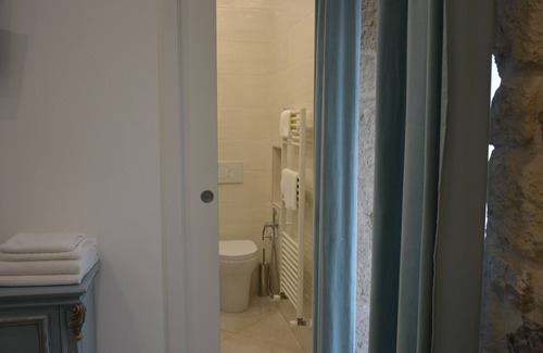 Old Town House | Guest Rated 10/10: Dimora del Carmine with Breakfast & Kitchen