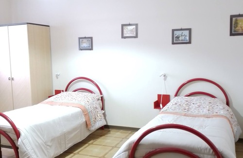 Monte Po-Nesima-San Leone-Rapisardi House | Convenient Stay at Affittacamere Giò & Giò with Breakfast