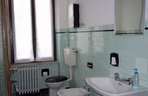 Cavagnolo House | Cozy Affittacamere Il Tiglio: Family-Friendly with Spa Access